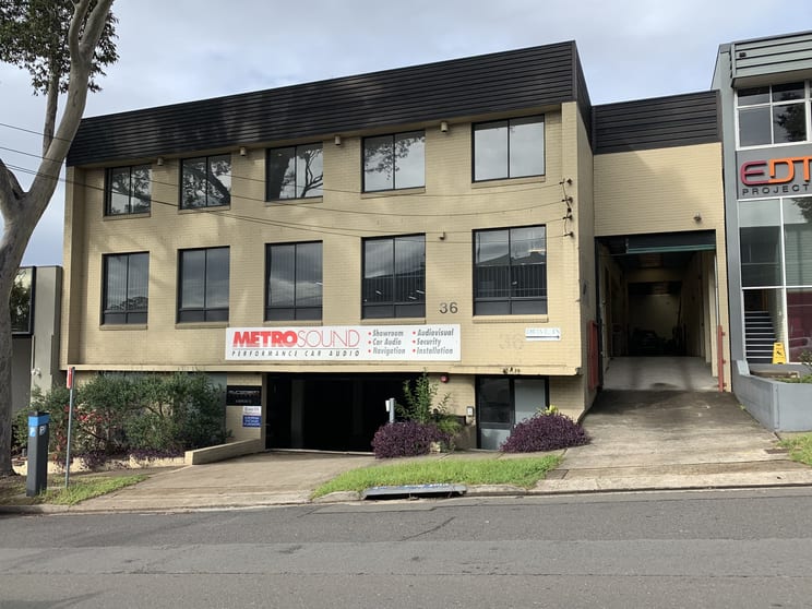 Click to view all images 36 Dickson Avenue Artarmon NSW 2064 - Image 2