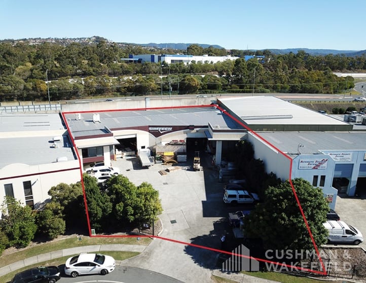 Click to view all images 15 Indy Court Nerang QLD 4211 - Image 2