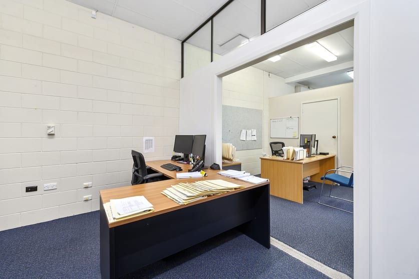 Click to view all images 3-7/152 High Street Belmont VIC 3216 - Image 2