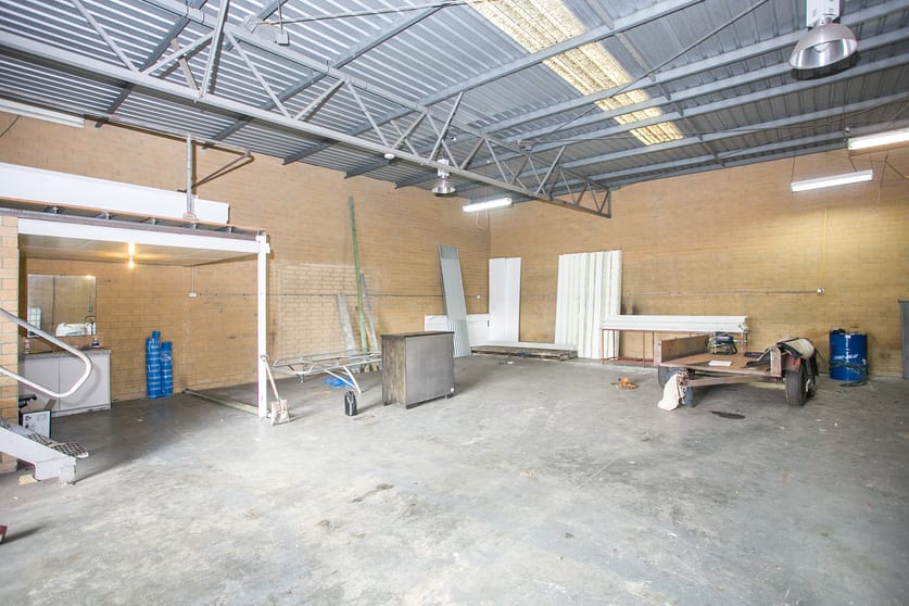 Click to view all images Unit 1/22 Dellamarta Rd Wangara WA 6065 - Image 3