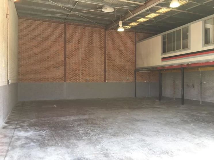 Click to view all images Unit 4/64 Riverside Road Chipping Norton NSW 2170 - Image 3