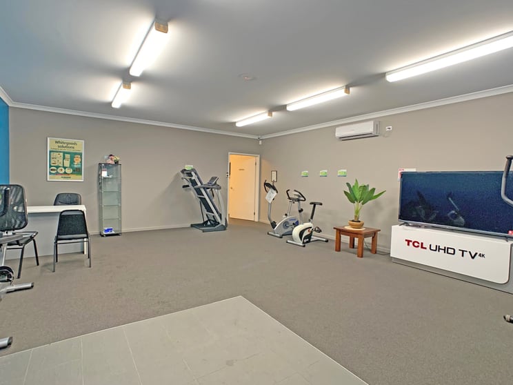 Click to view all images 886 Humffray Street South Mount Pleasant VIC 3350 - Image 2