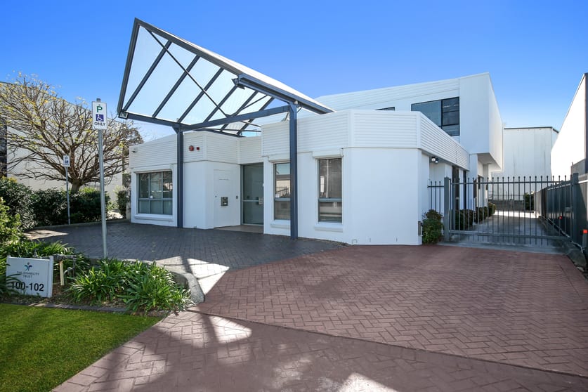 Click to view all images 100-102 Jardine Street Fairy Meadow NSW 2519 - Image 1