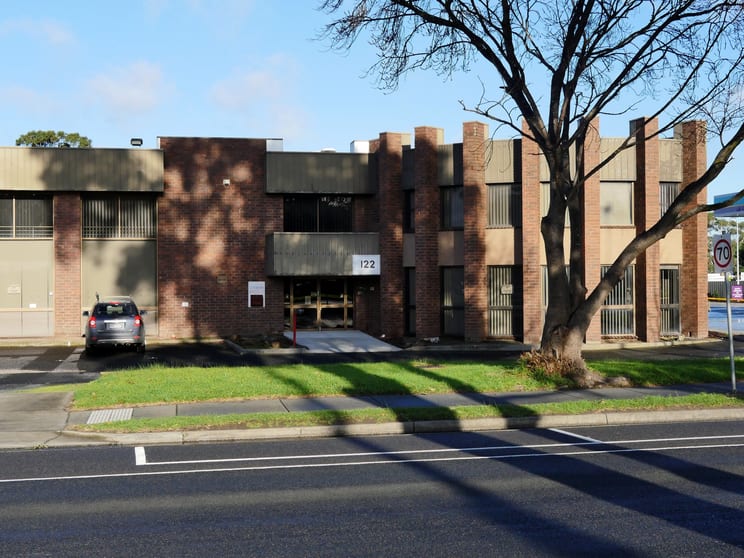 Click to view all images 122 OLD PRINCES HWY Beaconsfield VIC 3807 - Image 2