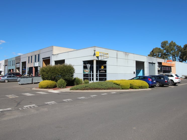 Click to view all images 5 Industrial Park Drive Lilydale VIC 3140 - Image 1