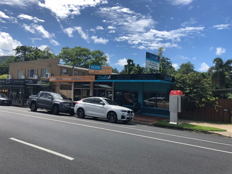 Click to view all images 178 McManus Street Whitfield QLD 4870 - Image 2