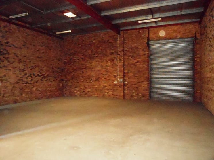 Click to view all images Unit 6/12 Pendlebury Road Cardiff NSW 2285 - Image 1