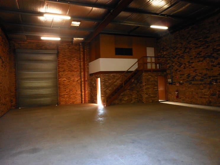 Click to view all images Unit 6/12 Pendlebury Road Cardiff NSW 2285 - Image 2