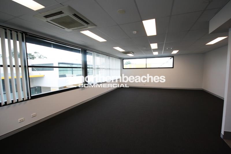 Click to view all images Belrose NSW 2085 - Image 3