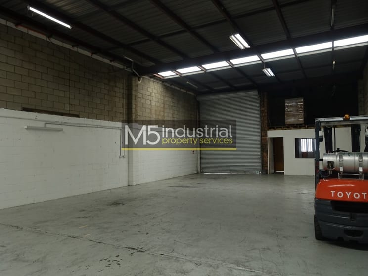 Click to view all images 14/17-19 Governor Macquarie Drive Chipping Norton NSW 2170 - Image 2