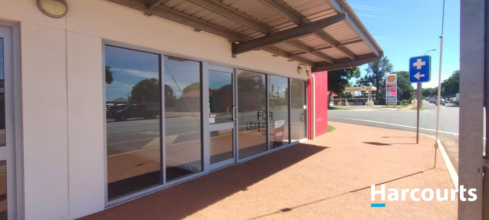 Click to view all images 4/150 Churchill Street Childers QLD 4660 - Image 1