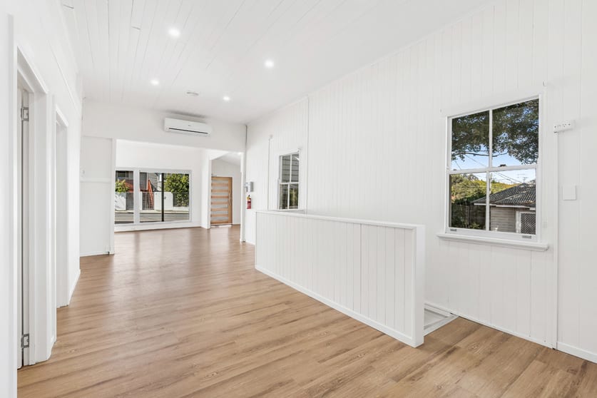 Click to view all images 59 Fairfield Road Fairfield QLD 4103 - Image 3