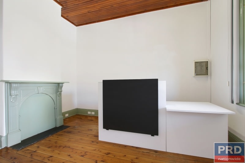 Click to view all images 454 Swift Street Albury NSW 2640 - Image 3