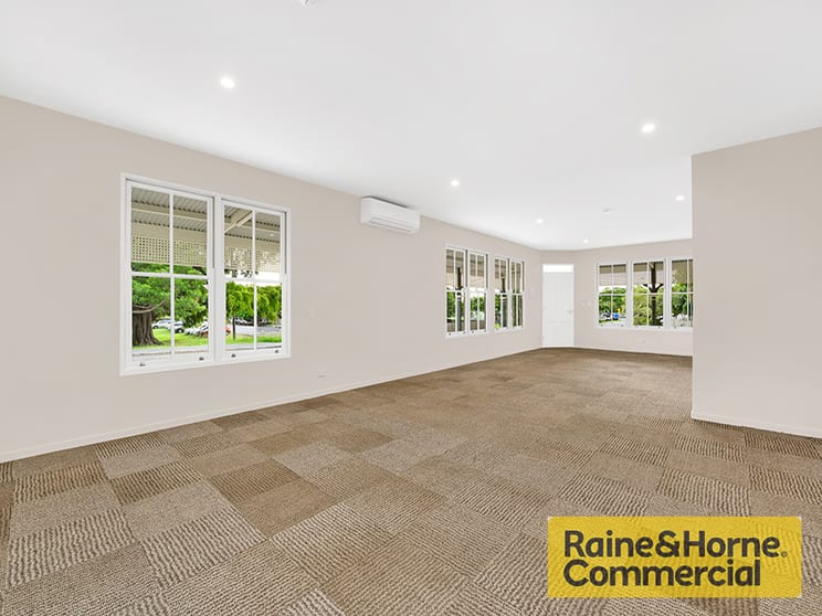 1 Pier Avenue Shorncliffe QLD 4017 - Image 2