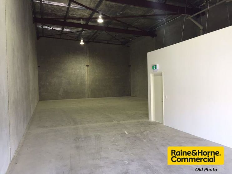 Click to view all images Unit 1 / 130 Cutler Road Jandakot WA 6164 - Image 2