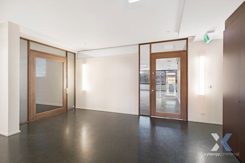 Click to view all images 8/25 Izett Street Prahran VIC 3181 - Image 3
