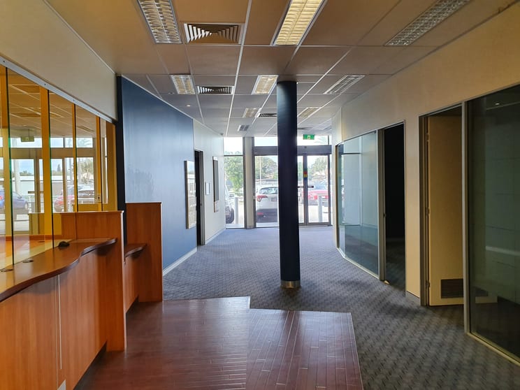 Click to view all images 1/70 Nicklin Way Buddina QLD 4575 - Image 3