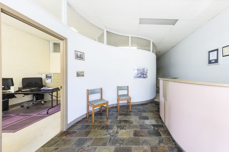 Click to view all images 30 Collins Place Kilsyth VIC 3137 - Image 3