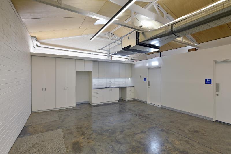 Click to view all images 35 Dover Street Cremorne VIC 3121 - Image 3