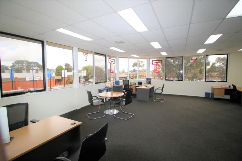 Click to view all images 3/18 Webb Street Narre Warren VIC 3805 - Image 2