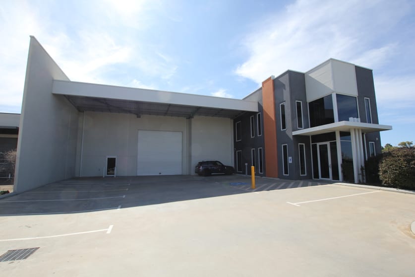 Click to view all images 146 Furniss Road Landsdale WA 6065 - Image 1