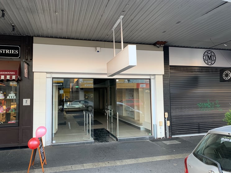 Click to view all images 52 Puckle Street Moonee Ponds VIC 3039 - Image 2