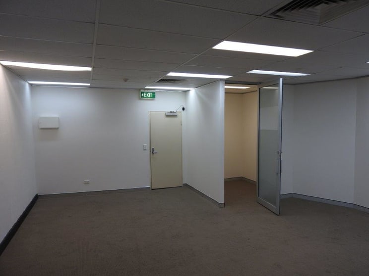 Click to view all images 204/39 East Esplanade Manly NSW 2095 - Image 2