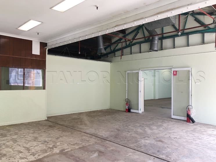 Click to view all images 82 Sydenham Road Marrickville NSW 2204 - Image 3