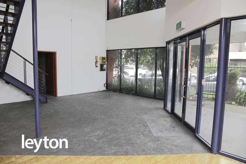 Click to view all images 65 Osborne Avenue Springvale VIC 3171 - Image 3