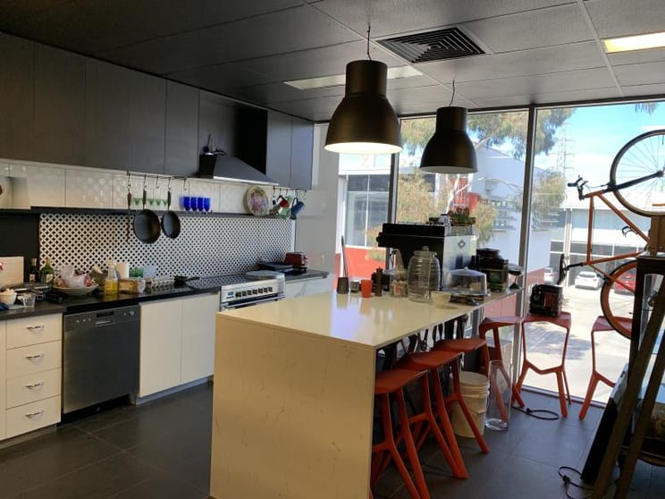 Click to view all images 130 - 15 Hall Street Port Melbourne VIC 3207 - Image 3