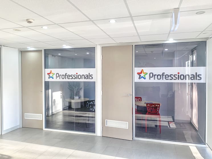 Click to view all images 4/21 - 23 Grose Street Parramatta NSW 2150 - Image 3