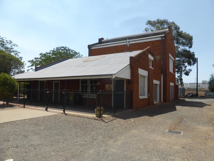 Click to view all images 1/21 Depot Road Dubbo NSW 2830 - Image 1