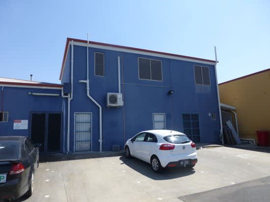 Click to view all images Unit 1, 310 Goonoo Goonoo Road Tamworth NSW 2340 - Image 1