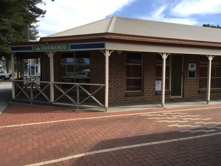 Click to view all images Unit 1, 113 Dempster Street Esperance WA 6450 - Image 1