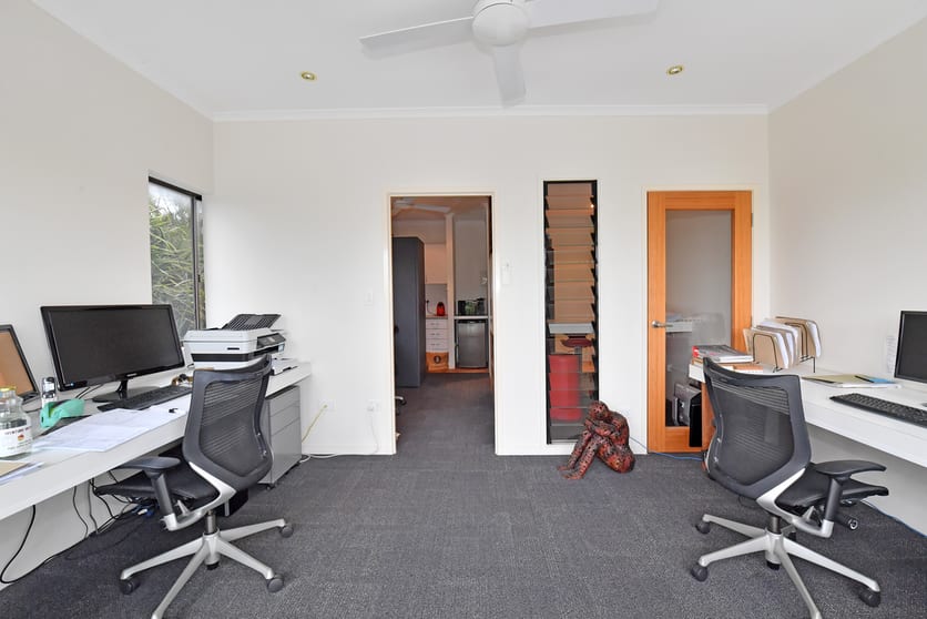 Click to view all images Suite 6/4 Kingfisher Drive Peregian Beach QLD 4573 - Image 1