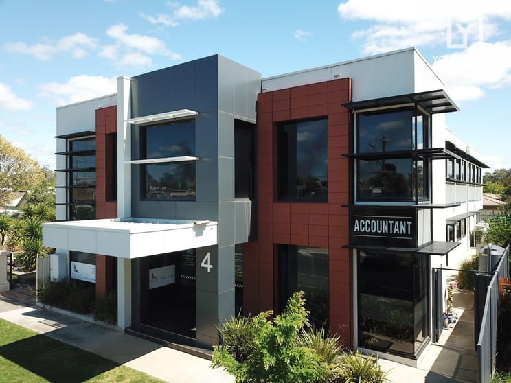 Click to view all images 2/4 Welsford Street Shepparton VIC 3630 - Image 1