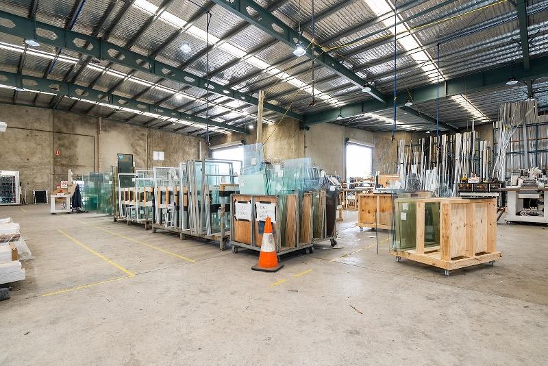 Click to view all images Whole/1 Garner Place Ingleburn NSW 2565 - Image 3