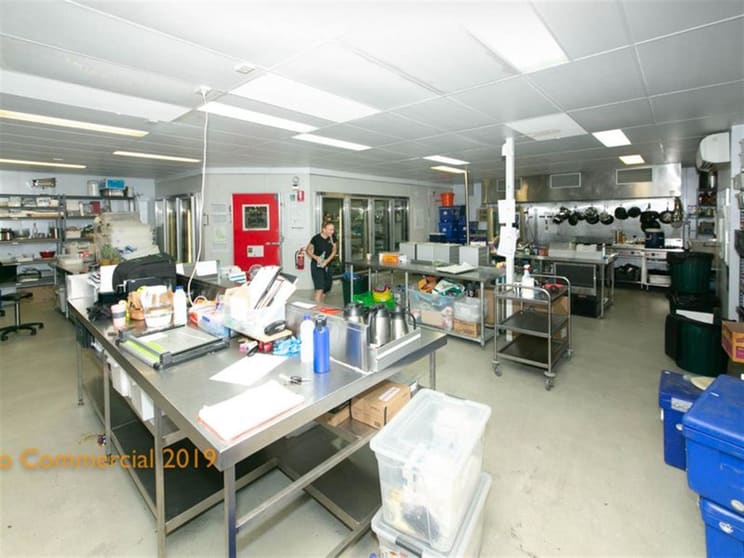 Click to view all images Unit 1/1-3 Industrial Avenue Stratford QLD 4870 - Image 3