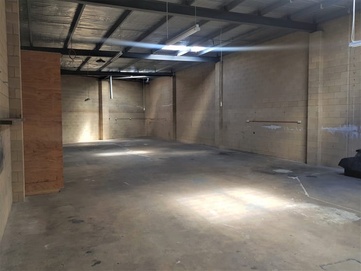 Click to view all images 5/10-12 Lambert Avenue Newtown VIC 3220 - Image 3