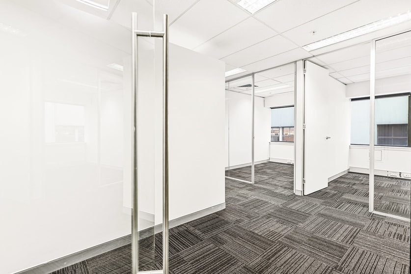 Click to view all images 801/50 Clarence Street Sydney NSW 2000 - Image 3