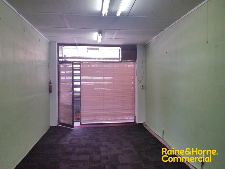 Click to view all images Suite 16/25-29 Dumaresq Street Campbelltown NSW 2560 - Image 2