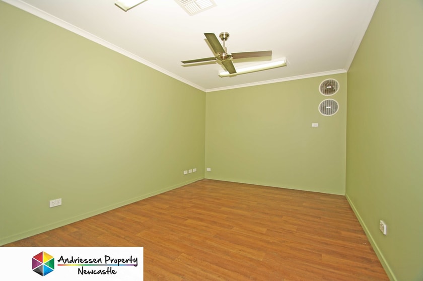 Click to view all images 1/41 Wentworth Road Cardiff NSW 2285 - Image 2