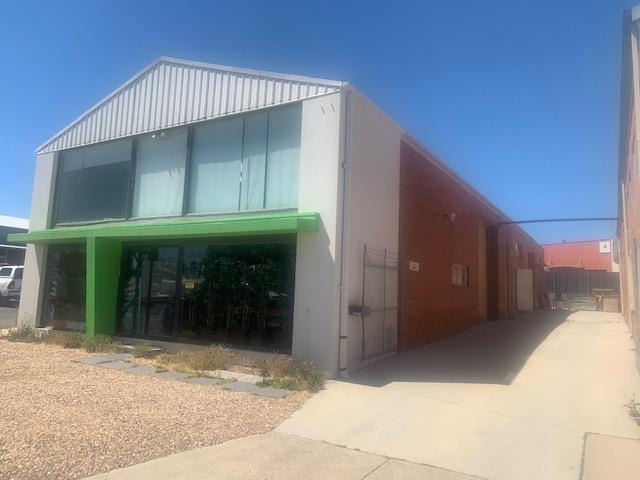 12B/12B Geelong Street Fyshwick ACT 2609 - Image 1