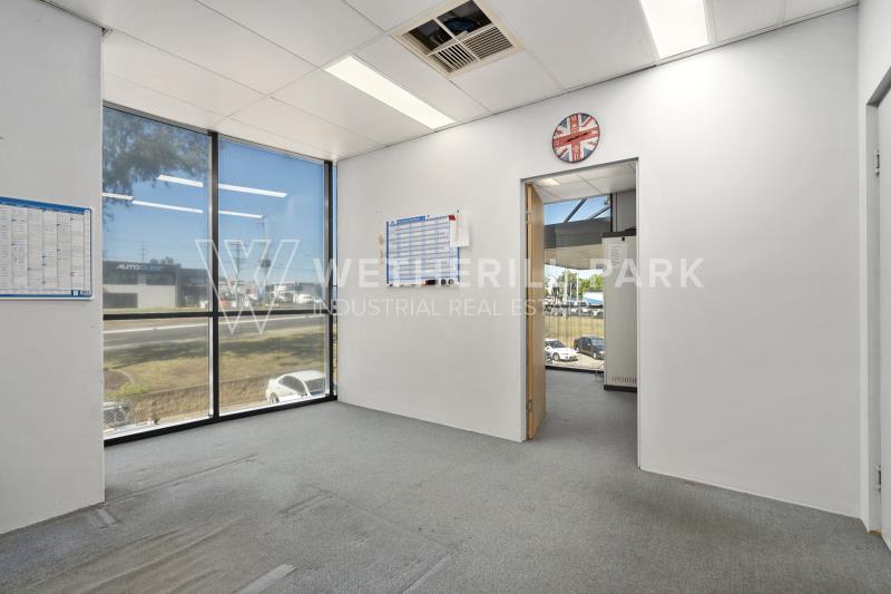 Click to view all images Wetherill Park NSW 2164 - Image 2