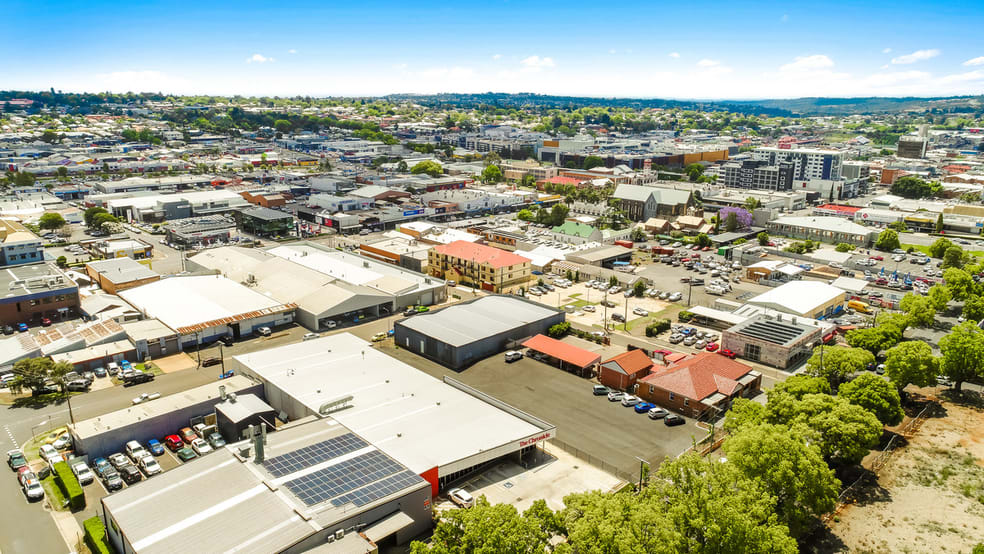 Click to view all images 109 Neil Street Toowoomba City QLD 4350 - Image 2