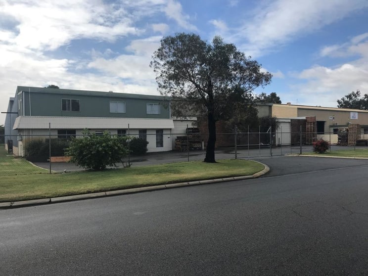 Click to view all images 7 Aitken Way Kewdale WA 6105 - Image 2