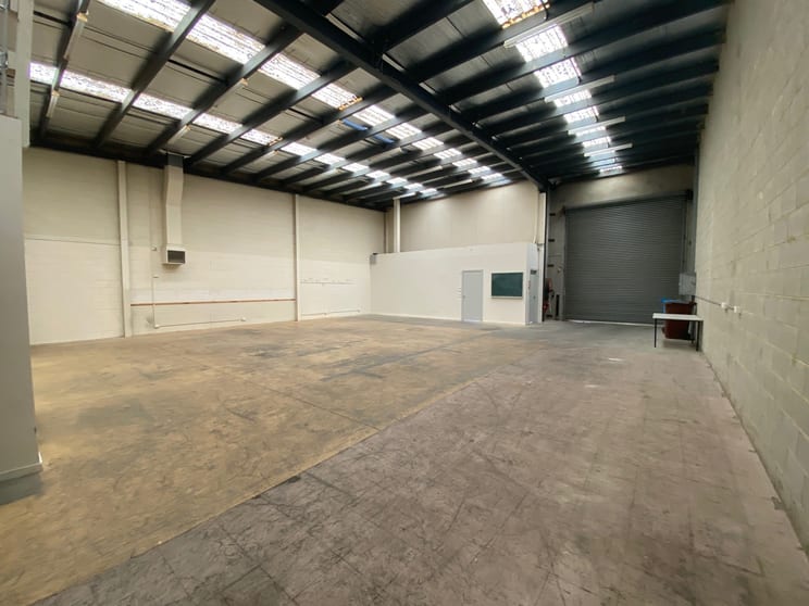 Click to view all images 3/23 Wadhurst Drive Boronia VIC 3155 - Image 3