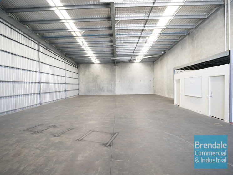 Click to view all images Unit 2/23 Duntroon St Brendale QLD 4500 - Image 1