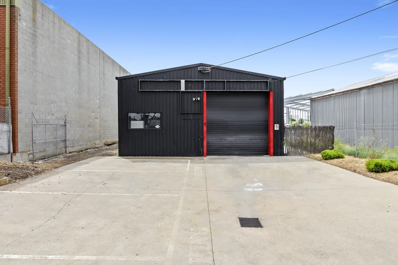 Click to view all images 8 Birdwood Avenue Norlane VIC 3214 - Image 2