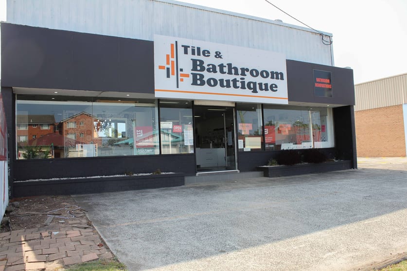 Click to view all images 2/101 Princes Highway Fairy Meadow NSW 2519 - Image 1